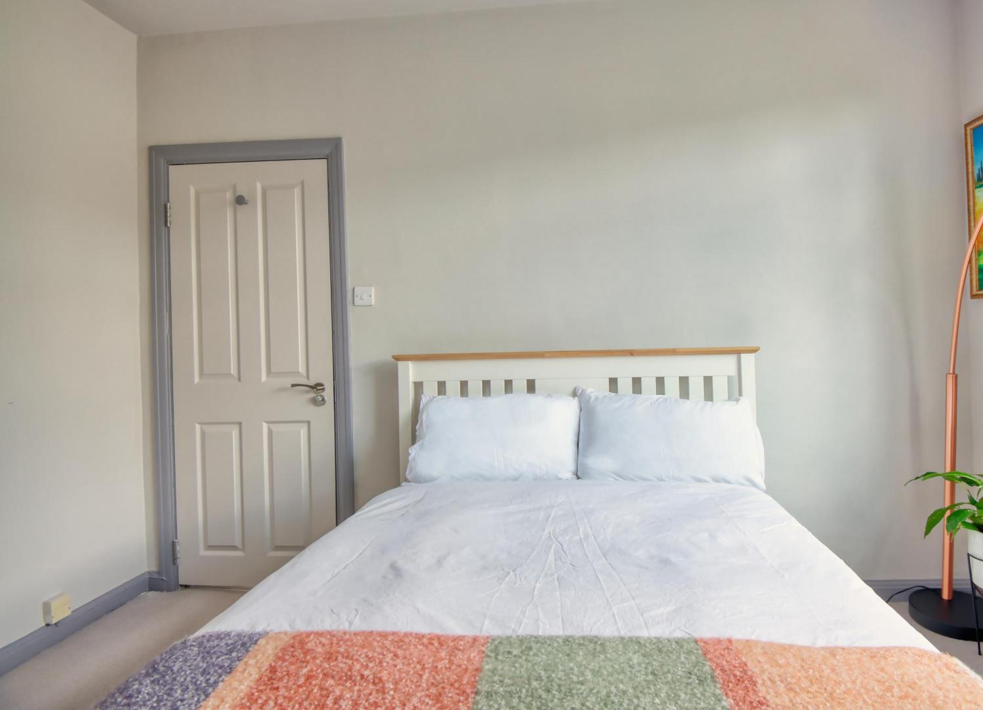 Spacious Double Room With Private Bathroom In Quiet Area Only 20 Min To Central London Streatham Vale Kültér fotó